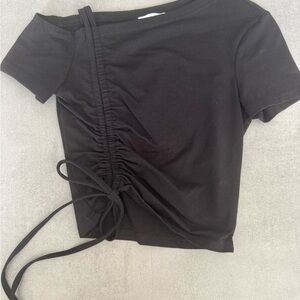 Super down Black Ruched Short Sleeve Top